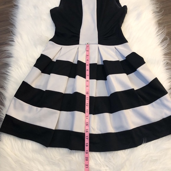 Elle Black and White Fit and Flare A-Line Dress 4 - Picture 2 of 5
